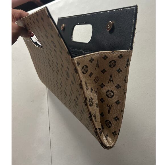 Linea Donna Large Envelope Purse LV knock-off P 50 - Picture 3 of 9